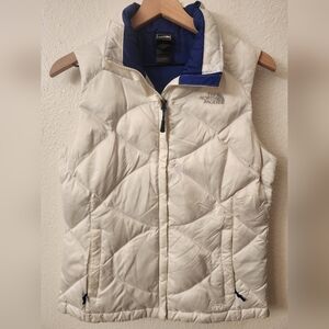 The North Face 550 Womens White Puffer Vest Sz Small
